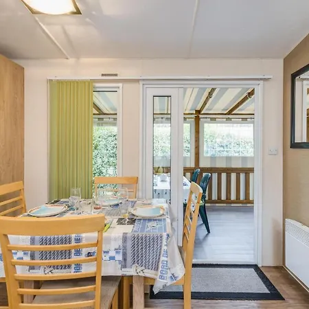 Mobilhome Pour 6-8 Personnes Gastes